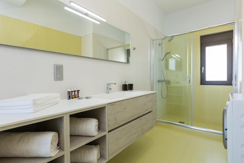 Pánormos Eolia Iconic Villa, Walking Distance To The Beach, By Thinkvilla מראה חיצוני תמונה